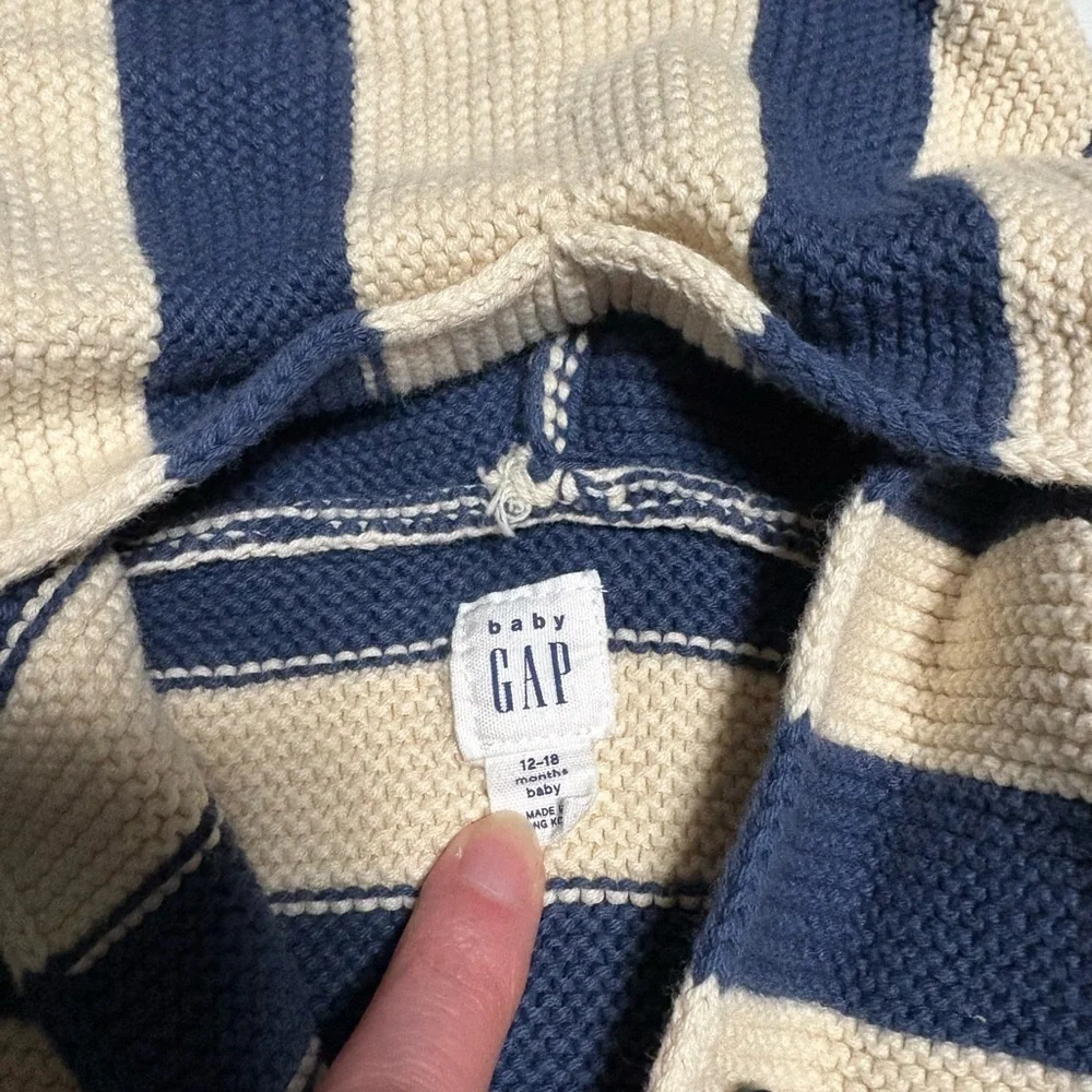 Baby Gap striped knit cotton sweater 12-18m